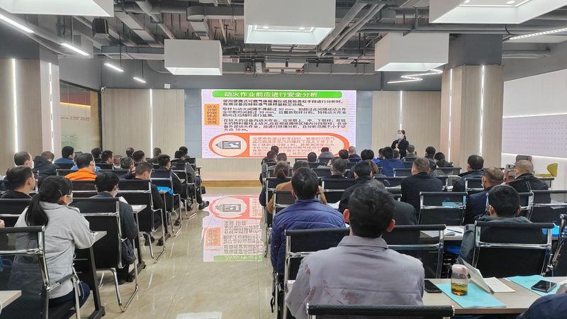 心理咨询师培训报名流程揭秘：费用明细与关键步骤**