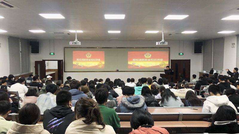 管理培训教材根据其内容、形式和适用对象，大致可以分为以下几类：